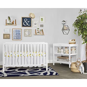 Dream On Me Ridgefield 5-in-1 Convertible Crib in White, Greenguard Gold Certified